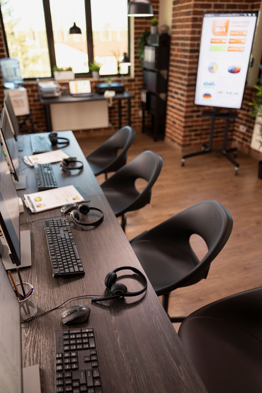 Equipo multidisciplinario de SCSI Soluciones: desarrollo, seguridad, diseño y comunicaciones